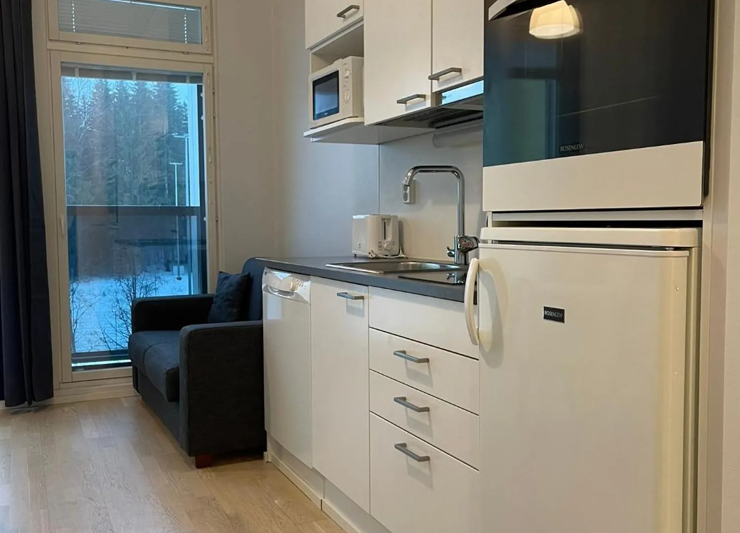 Lovely Apartment Next To The Train Station Vantaa